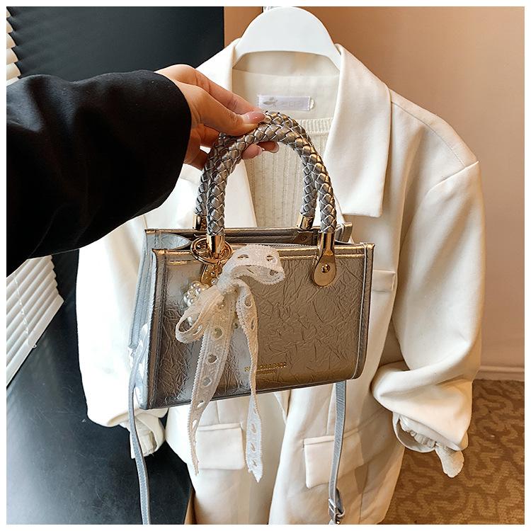 Small Bag Women's Summer Versatile 2025 New Fashion Simple Messenger Bag Portable Small Square Bag