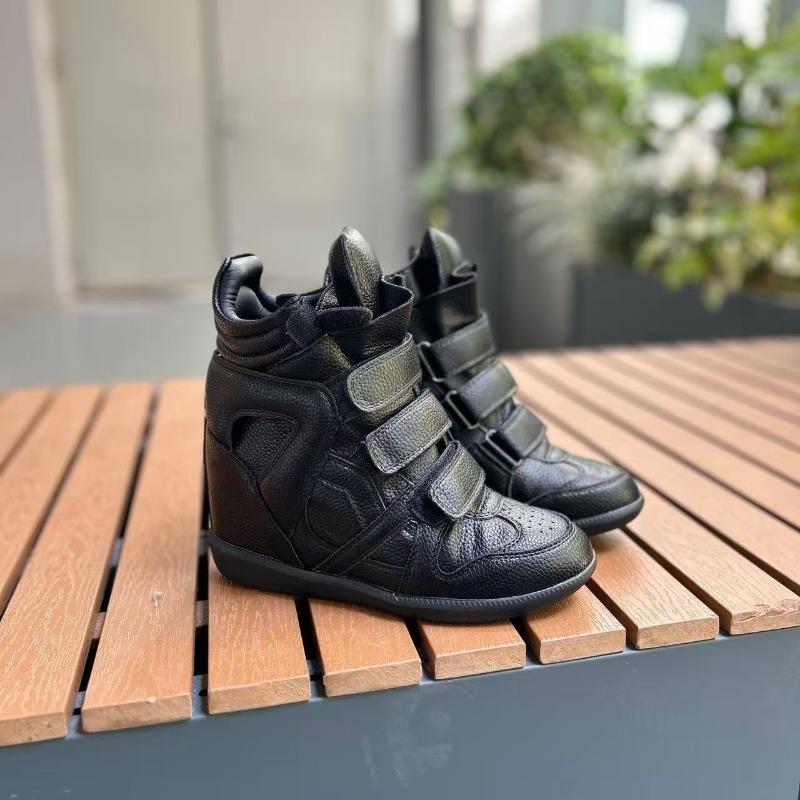 New, inner heightening shoes women`s high-top