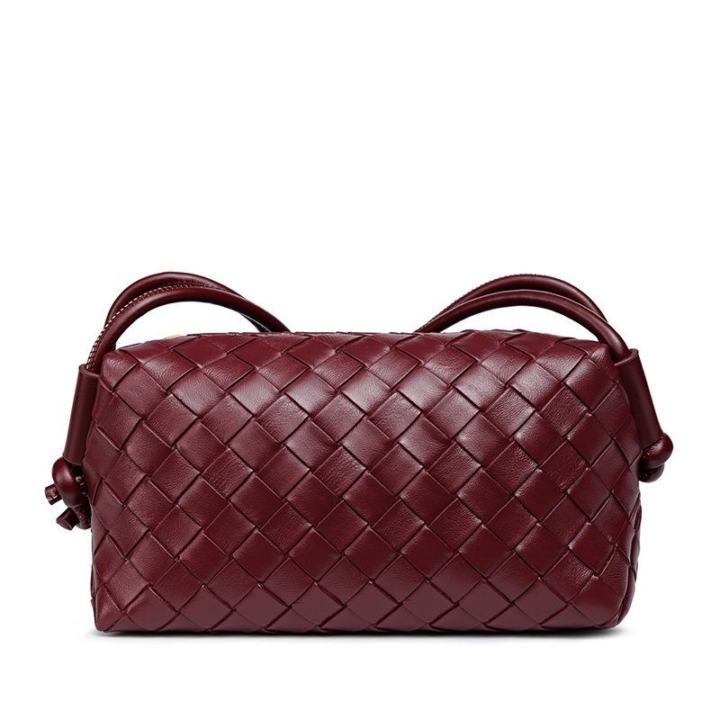 Hot-selling woven knotted bag Hot-selling shoulder and back messenger bag Small square bag Light luxury shoulder