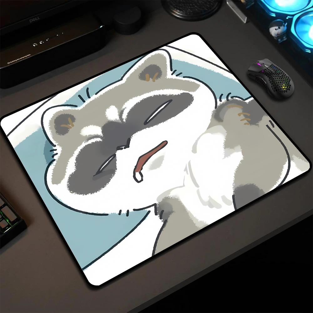1PC XS Raccoon Mouse Pad Small Gamer Desk Mat Square Gaming Office Accessories Mousepad PC Rubber Keyboard Table Mats 500x500mm