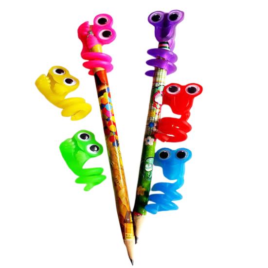 5Pcs Pencil Cap Animal Frog-shaped Portable Pencil Sleeve Kids Soft Silicone Topper Pencil Sleeve Handwriting Aid