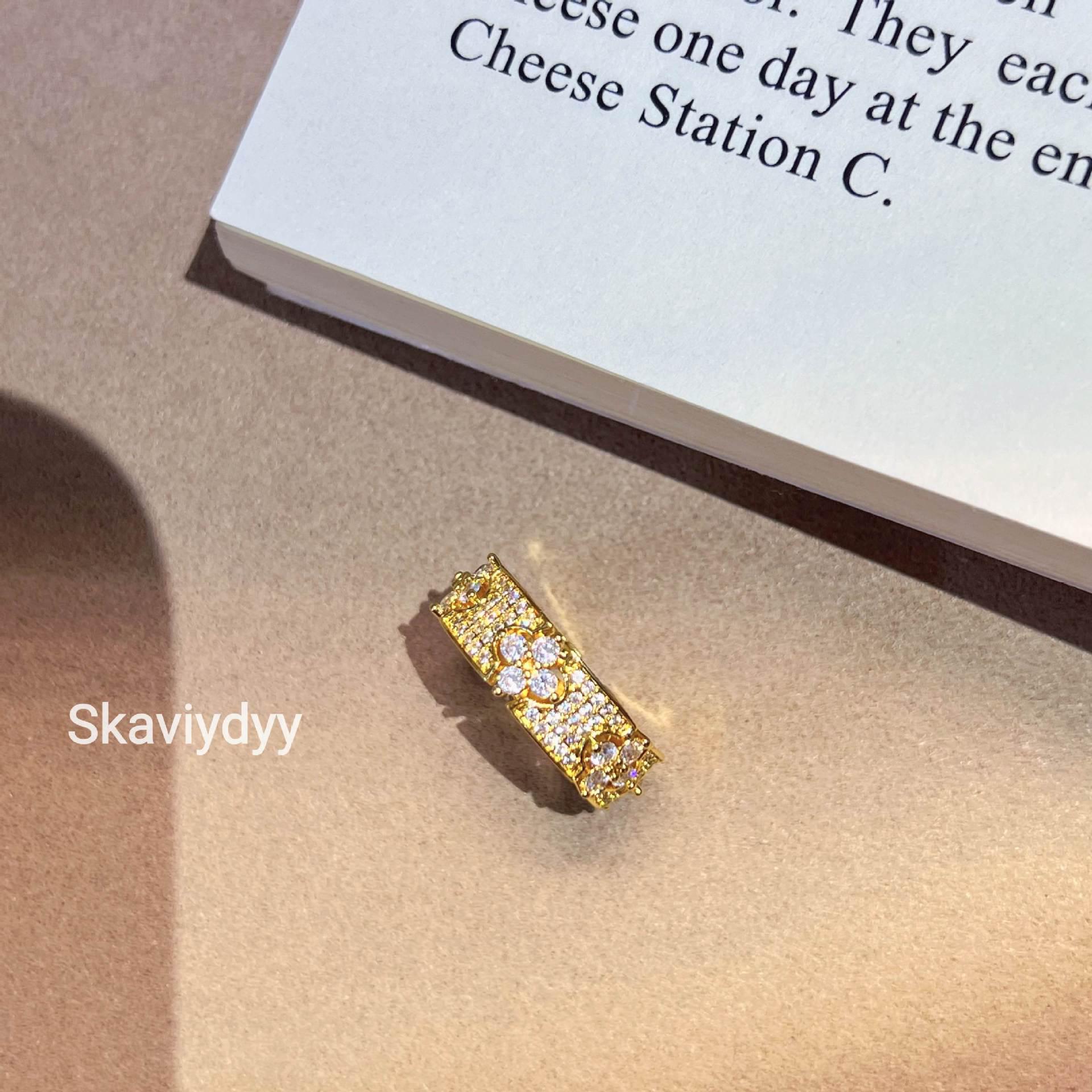 Элегантный Браслет с Четырехлистником и Гипсофилой & Кольца-Стеки с Цветами и Алмазами