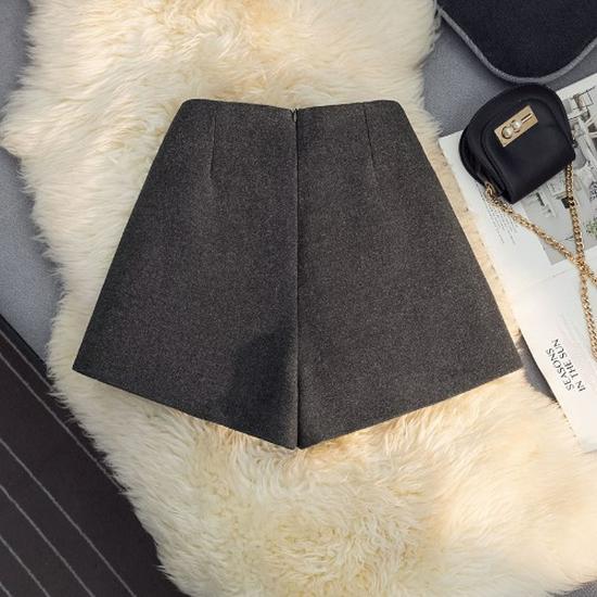 High Waist Gray Woolen A-line Shorts for Women - Autumn/Winter Slimming Bootcut Style