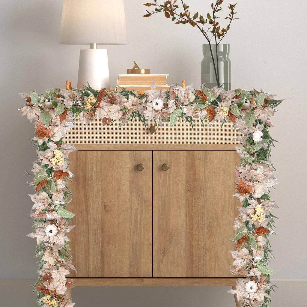 Maple Leafs Wreath 5.9FT Pumpkin Halloween Garland With Berries Pumpkin Decorative Leafs Vine Fall Garland for Thanksgiving