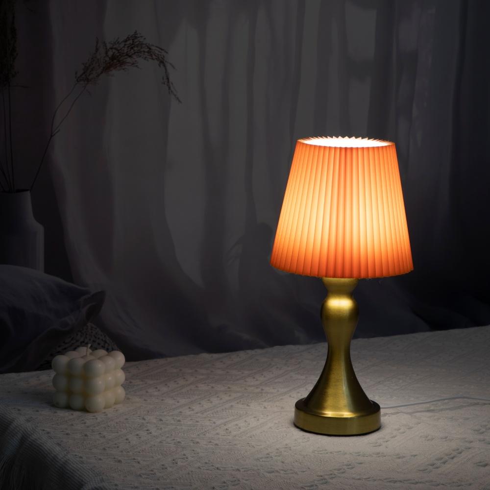 LED Retro Ironwork Golden Desktop Lamp With USB Plug  Three Color Stepless Dimming Bedside Touch Creative Bedroom Lamp