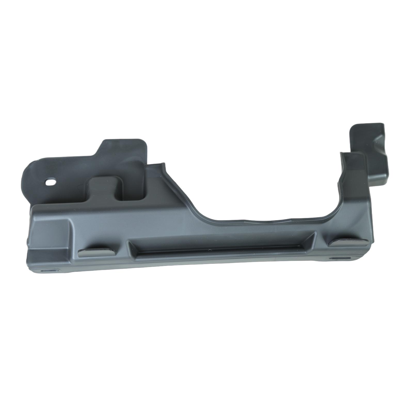 Land Rover Discovery 3/4 (L319) Left Rear Bumper Bracket