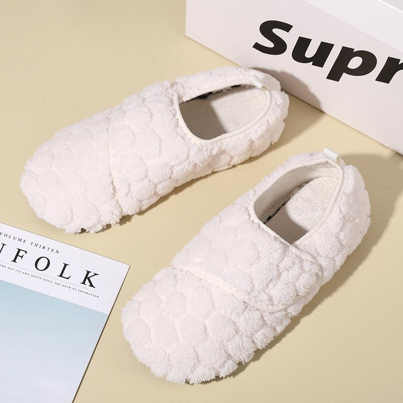 Boutique couple cotton shoes, men's and women's indoor home parent-child children's warm shoes, light walking shoes for the elderly are fashionable
