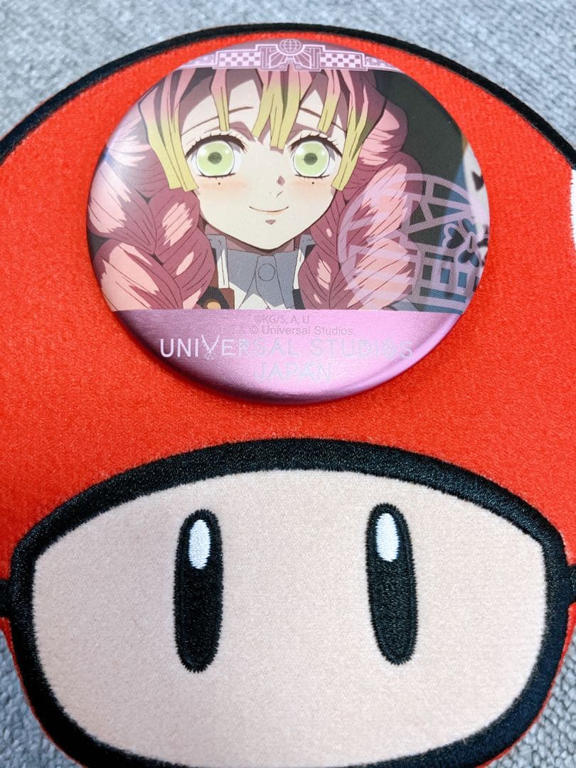 

[USED] Excellent condition Demon Slayer: Kimetsu no Yaiba can badge Mitsuri Kanroji 2021 USJ collaboration