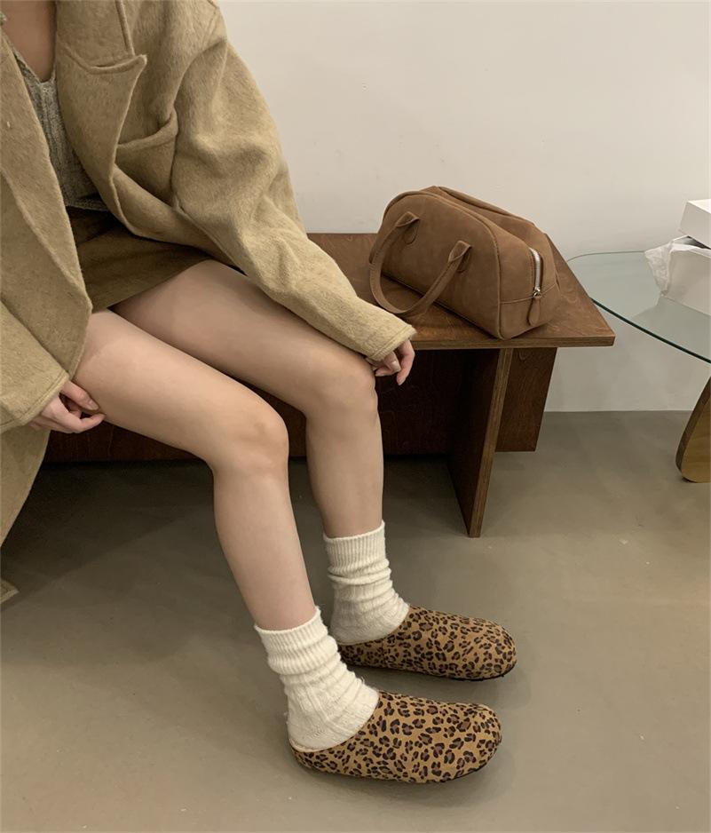 

Флисовые тапочки-полусапожки Boken с открытой пяткой женские 2025 осень-зима новинка уличная одежда на толстой подошве пушистые тапочки 40 леопардовый