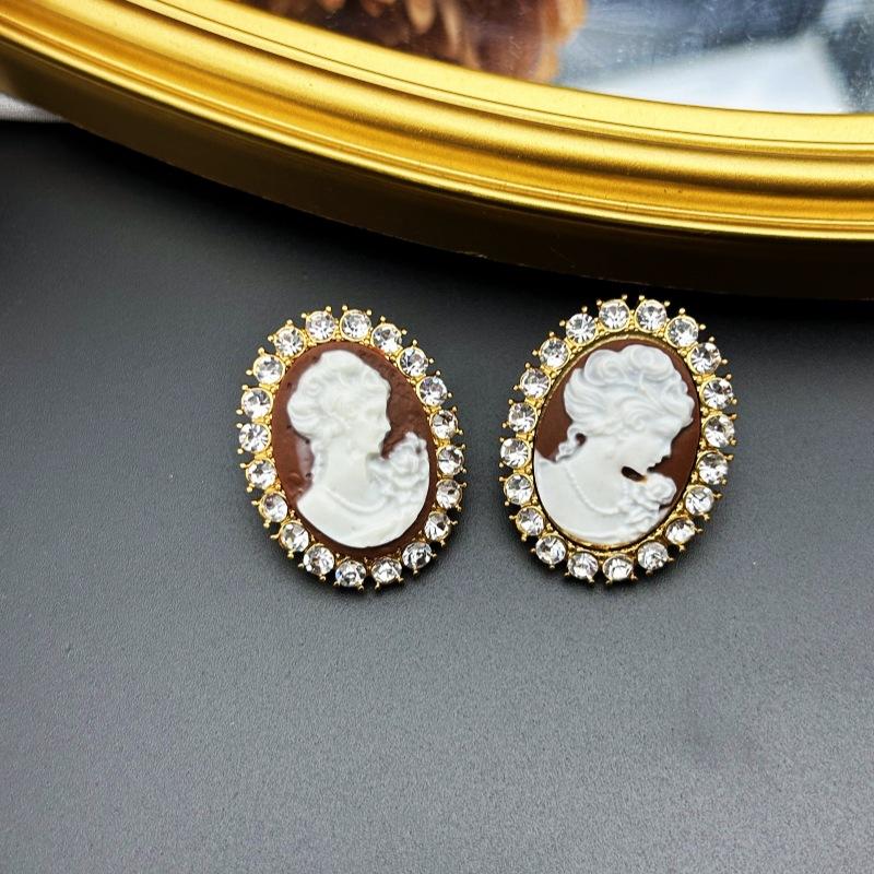 Vintage Western Style Versatile Cameo Oval 925 Silver Needle Earrings
