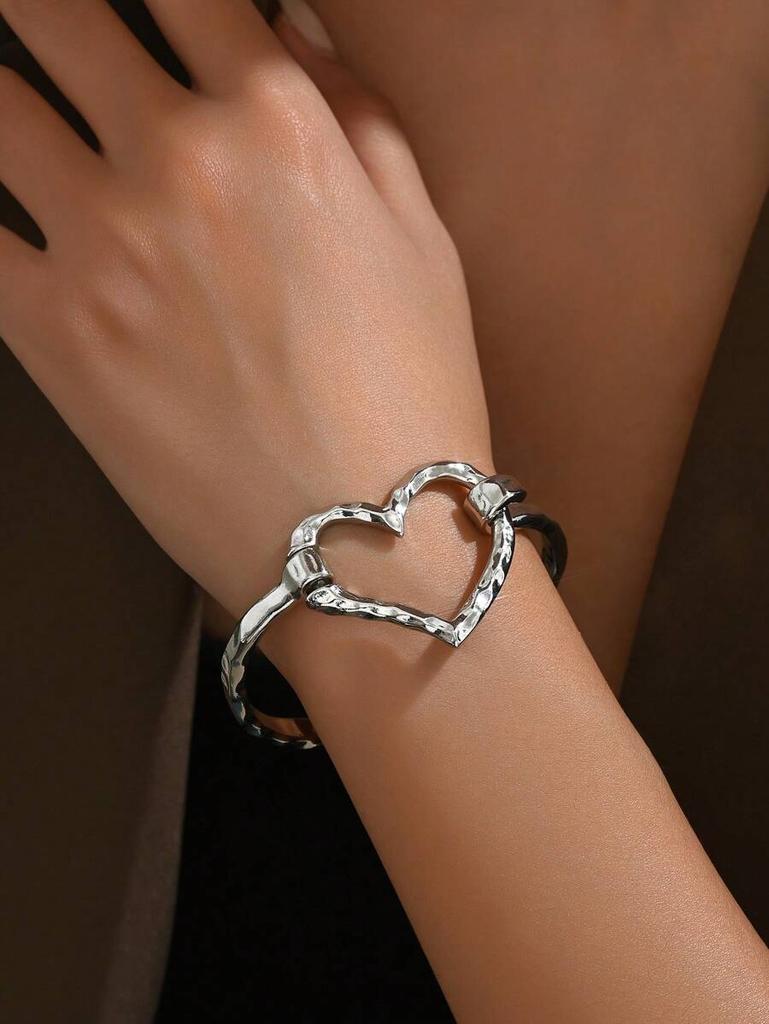 1 piece European and American style fashion alloy open heart bracelet for women, Valentine's Day, Mom, Mother's Day, gift