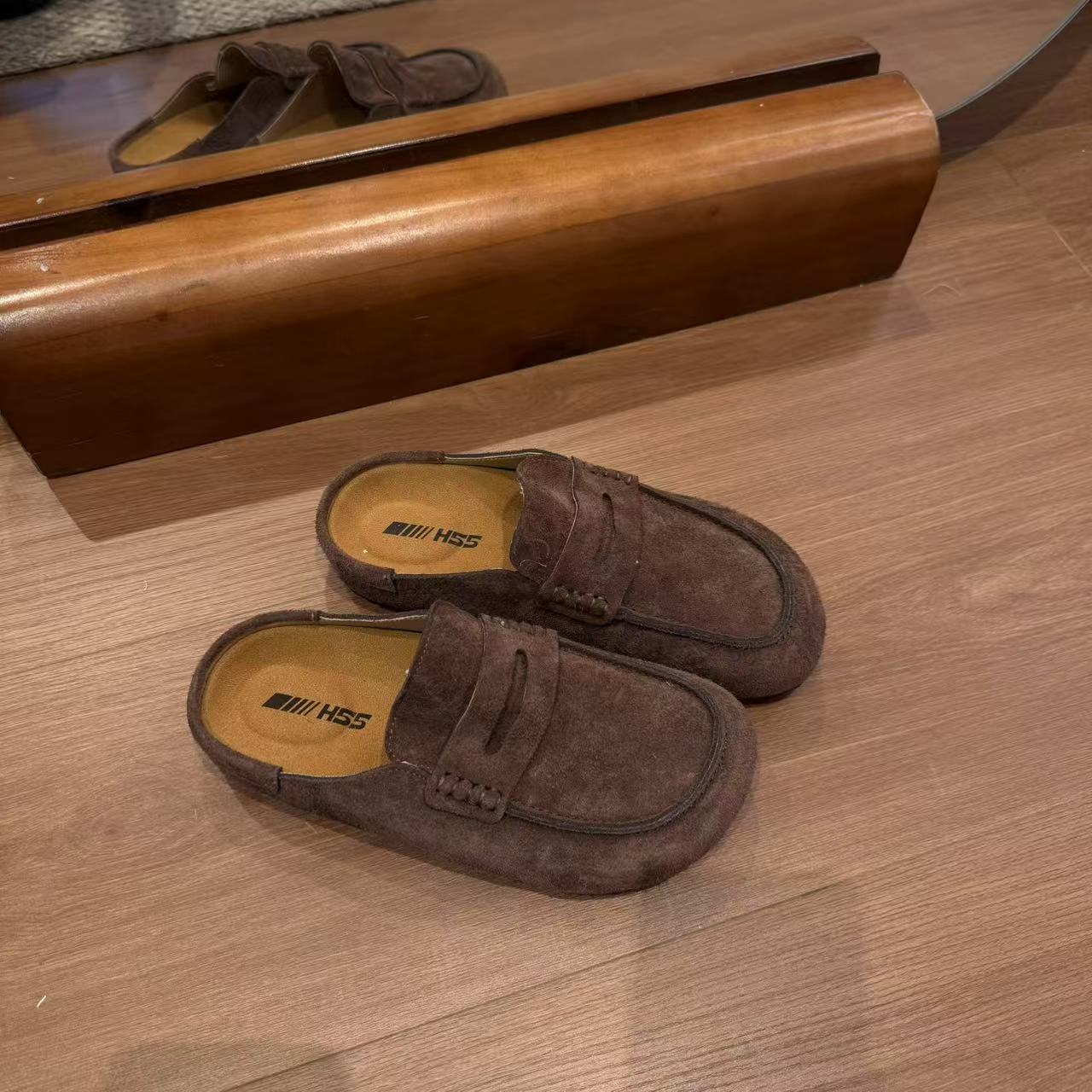 

Синие туфли-кабинеты женские, Ренессанс 2025 осень новая текстурированная эстетика старых денег, туфли-лодочки с квадратным носком в стиле ретро, универсальные туфли-бокен 40