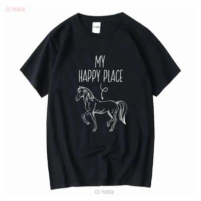 Mein glücklicher Ort Pferde Liebhaber S Reiten Reitsport T-Shirt Lange oder kurze Ärmel Vintage gewaschen Grafik Lässig Streetwear