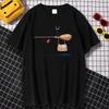 Neues Unisex-T-Shirt mit kurzen Ärmeln aus 100 % reiner Baumwolle für 2026 mit einem Aufdruck eines schwarzen Katzenmusters auf einem Unisex-Zauberbesen und einem Streetwear-Oberteil