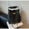 Summer new diamond chain shoulder bag niche design large capacity flow bucket bag versatile bag