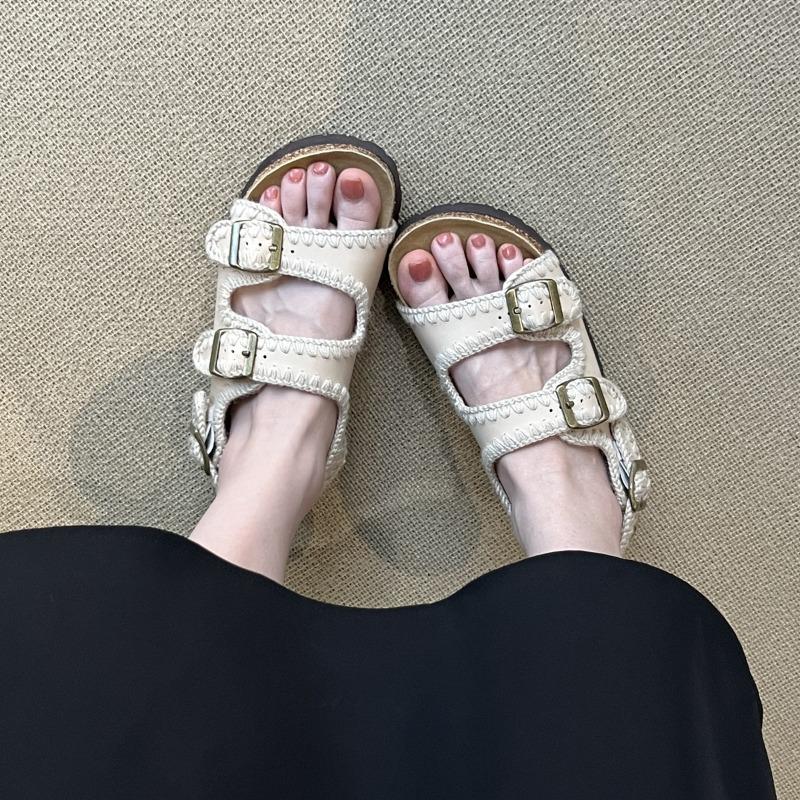 Cowhide version~ thick-soled belt buckle women's outer wear open-toed casual one-word sandals versatile height-enhancing beach shoes