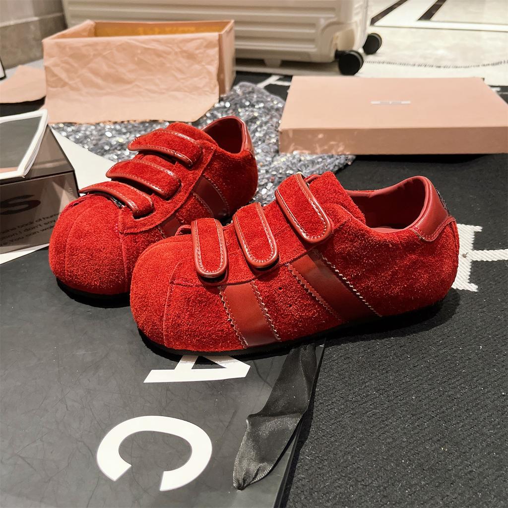 2025 Autumn New Matte Velcro Kapibara Big Head Casual Board Shoes German Training Shoes Flat Single Shoes Women