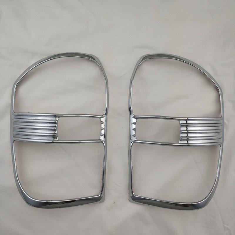 2pcs ABS Chrome Car Accessories Plated Tail Lamp Cover Trim Paste Style For Toyota RAV4 RAV 4  4WD 2001 2002 2003 2004