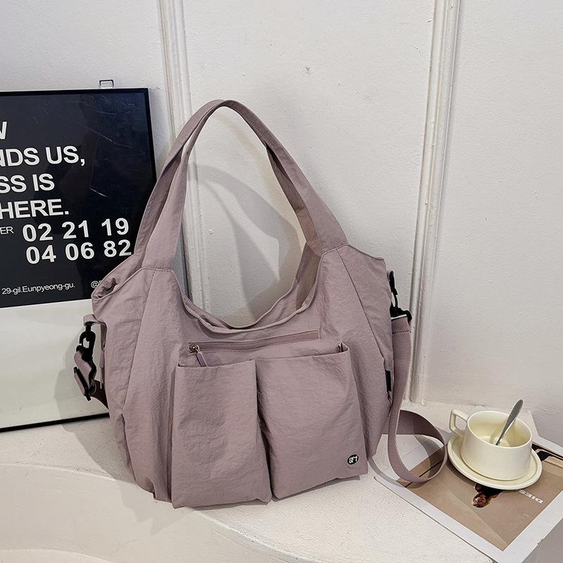 Tote bag Large capacity short trip bag Outdoor sports handbag Women's light commuter casual versatile oblique span bag
