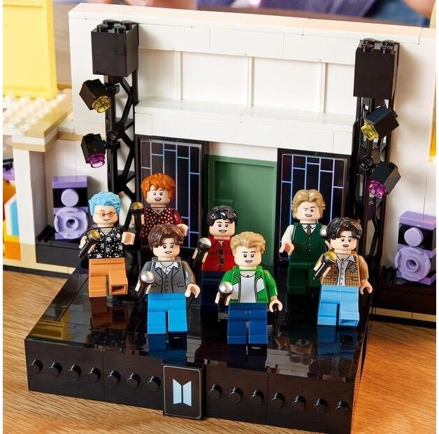 LEGO Ideas 21339 BTS Dynamite