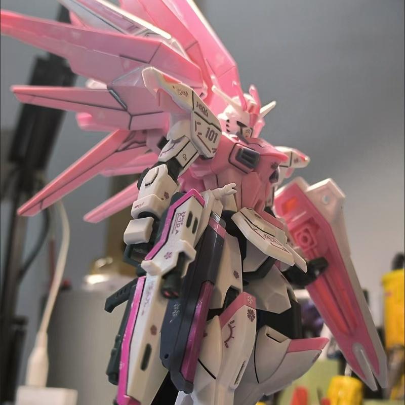 JMS HG 1/144 ZY-06 Freedom Assault Pink Cherry Blossom Montagefigur, bewegliche Sakura-Figur, Tischdekoration, Spielzeug, Geschenk