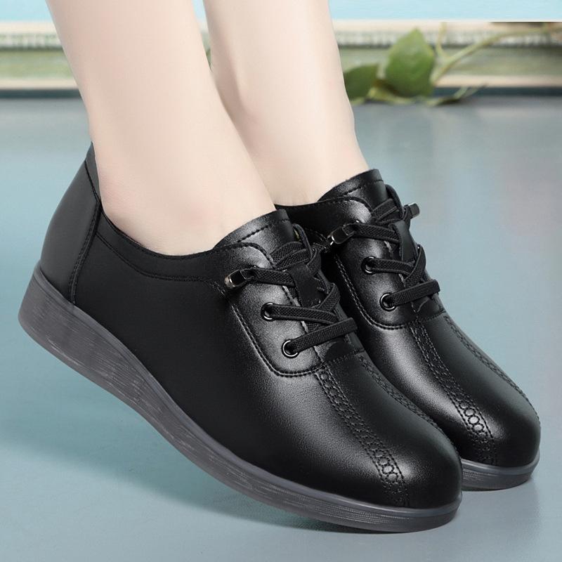 fashion Spring Autumn New Women Shoes Soft Leather Comfortable Soft Casual Loafers Round Head Cowhide Mom Flat Shoes Loafers Female