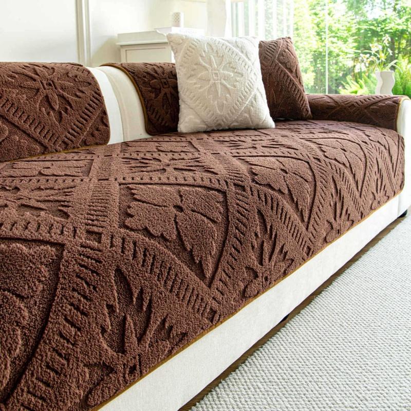 

1PC Plush Sofa Covers for Living Room Winter Warm Universal Couch Mat French Style Non slip Sofa Seat Pad Home Decor 1pc 45x45 pillowcase