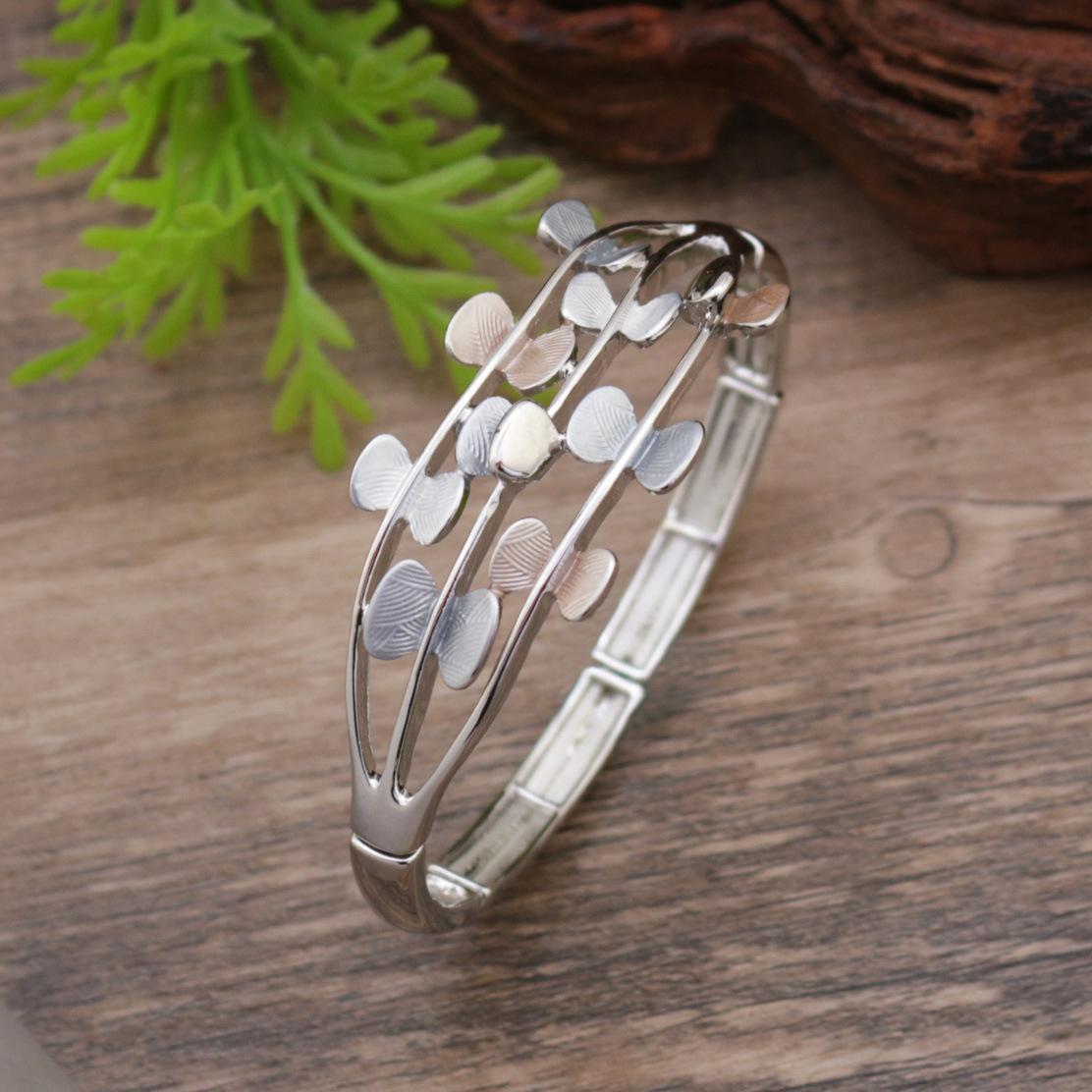 

Новий емальований геометричний пелюстковий еластичний браслет, жіночий персоналізований універсальний квітковий еластичний браслет