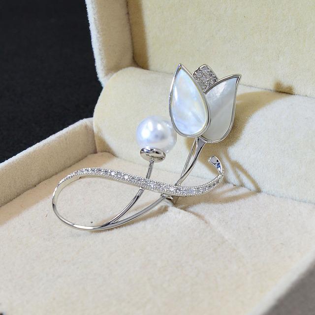 

Броши-тюльпаны в виде ракушек для женщин, модные булавки из кубического циркония, свадебные аксессуары, 2 цвета, в наличии, подарок серебряный