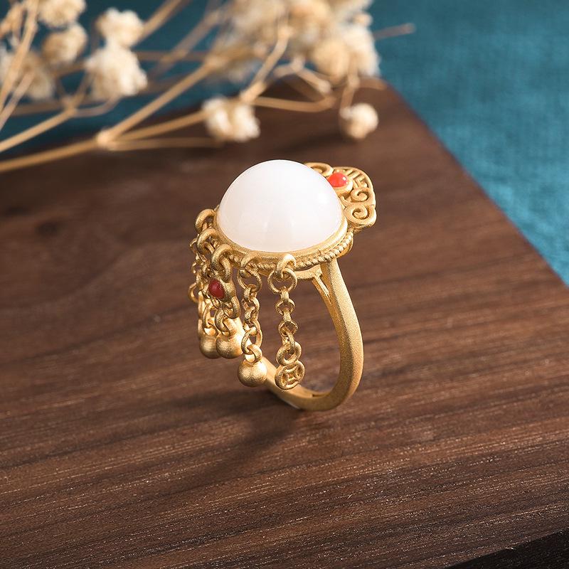 Cheongsam et Hanfu Style Cour Chinois Rétro Imitation Jade Hetian Anneau à Gland