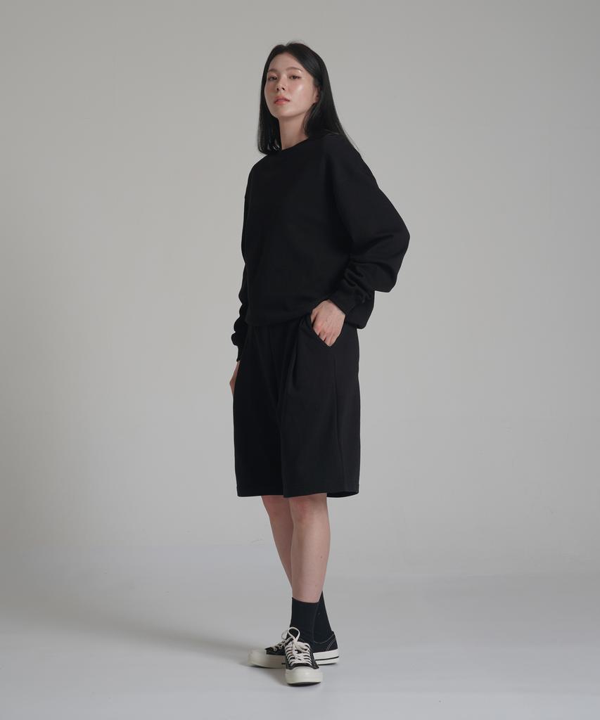 Noming Loose Fit Cropped Easy Sweatshirt - Black