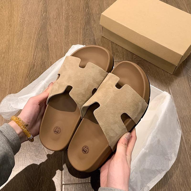 Thick-bottomed versatile beach slippers for women to wear in the summer of 2025, the new H non-slip thick-bottomed explosive casual cool slippers