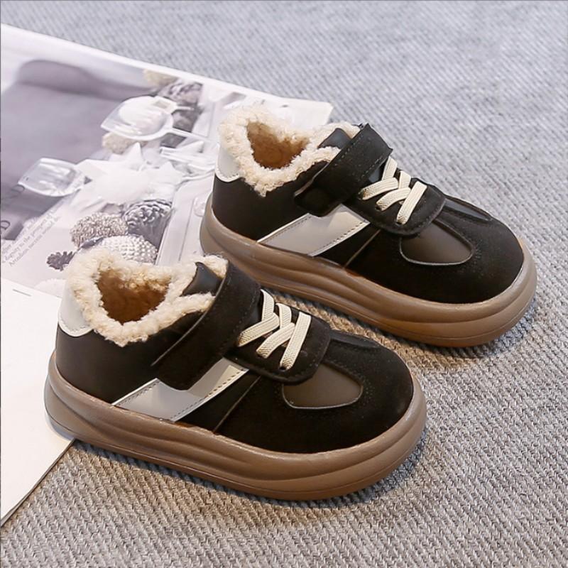 

New autumn winter Kids sports shoes with plush insulation both boys girls casual shoes babies fashionable cotton board shoes 23