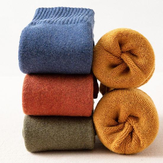 1 Pair Winter Stocking Extra Thick Keep Warmth Casual Velvet Warm Thermal Socks for Home