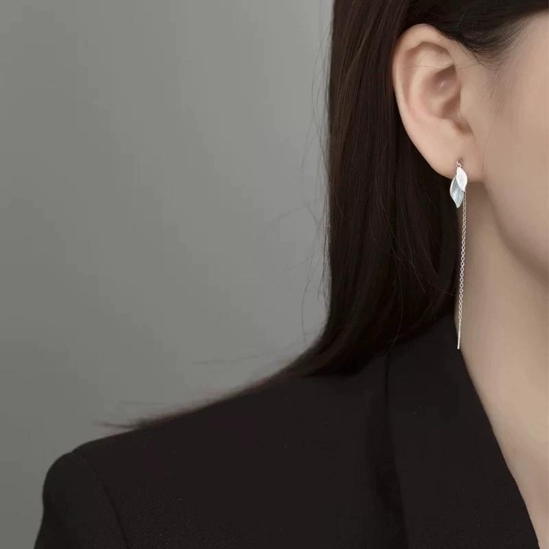 Fashion Jewelry 925 Sterling Silver Enamel Leaf Tassel Chain Earring for Women Simple Casual Earring Piercing Jewelry