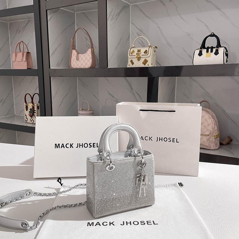 Full Diamond Studded Handbag, Casual and Versatile, with A High-end Feel and A Chain Like Daifei Bag
