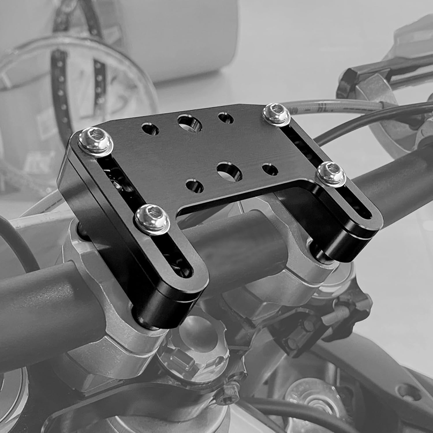 

NICECNC GPS Stout Mount Top Bar Clamp Handlebar Compatible with KTM 125-530 SX/SX-F/EXC/EXC TPI/EXC-F/XC/XC-F/XC-W/XC-W TPI/XCF-W 2004-2023 690 чёрный