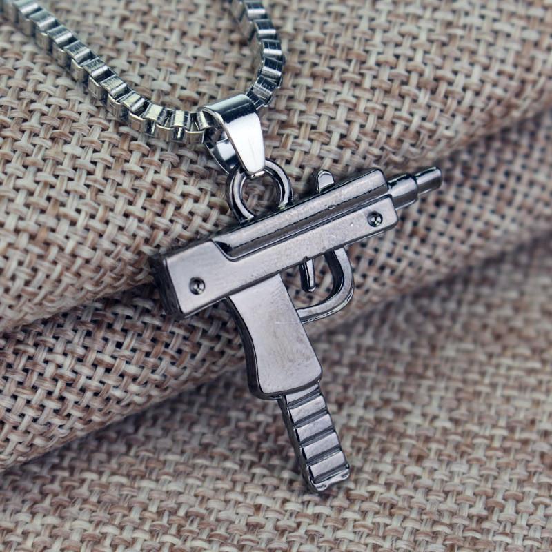 Uzi Submachine Gun Geometric Alloy Pendant Chain Necklace For Men And Women Fashion Accessory