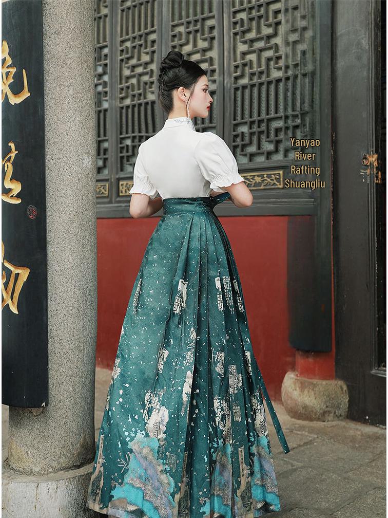 Chinese Style Embroidered Hanfu: Short-Sleeved Top & Gradient Dark Green Horse-Face Skirt Set