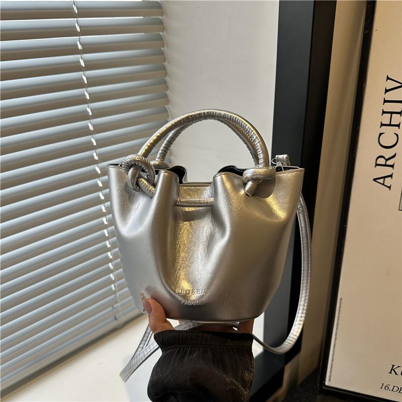 Summer Popular Versatile Bucket Tote Bag New Fashion Versatile Messenger Bag Versatile Shoulder Bag Women