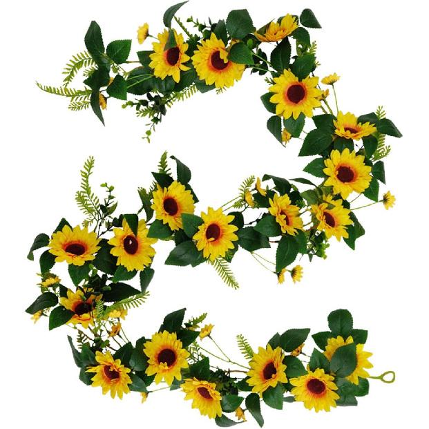 Artificial Sunflower Garland Eucalyptus Vine Artificial Rose Flowers Wreath with Green Leaves for Wedding Party Table Christmas Decoration