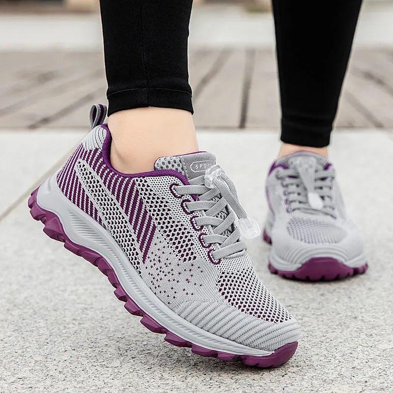 Shoes Women's 2025 New Spring and Autumn Walking Women's Soft Soles Are Not Tired Feet Middle-aged and Elderly Walking Shoes Breathable Mesh Mot