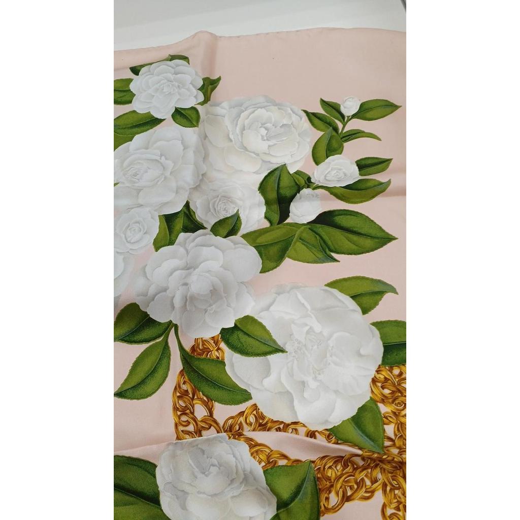 Used CHANEL Camellia Scarf