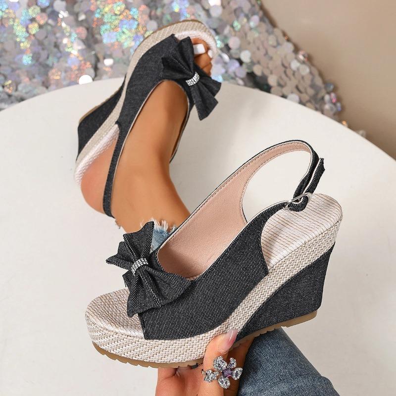 Vintage Rivet Decor Wedge Sandals Women Summer High Heels Platform Sandals Ankle Buckle Beach Shoes