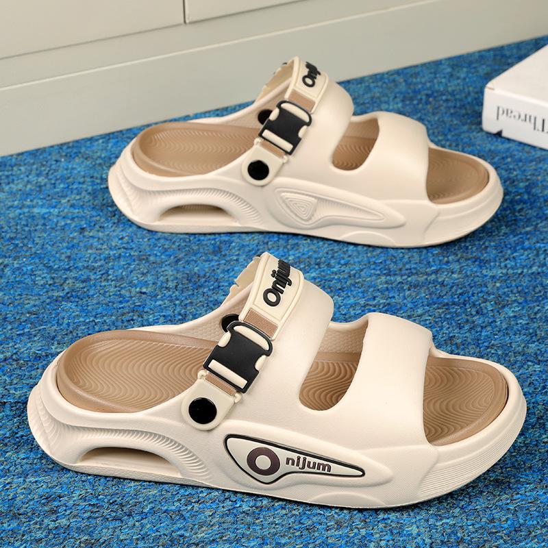 Slippers men's 2025 summer new wear non-slip thick bottom stepping on shit feeling bathroom beach sports dual-purpose cool slippers men
