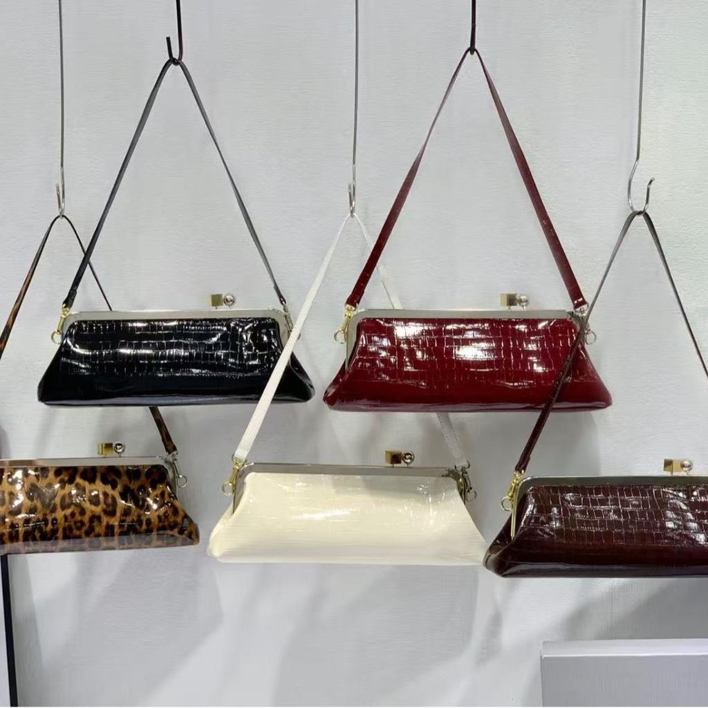 Women's Luxury Top Handle Underarm Bag  Fashionable Designer Shoulder Handbags Crossbody Bag Evening Clutch