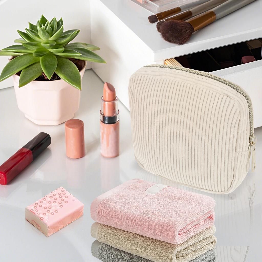 2Pcs Corduroy Travel Cosmetic Bag Portable Makeup Storage Bag Pursesarge Capacity Tampon Bag With Zipper Closure for Daily Use