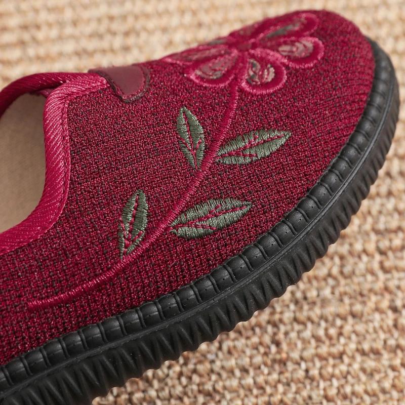  Chinese Flower Embroidered Women Comfort Canvas Ballet Flats Girl Vintage Old Beijing Shoes for Ladies Woman Costume