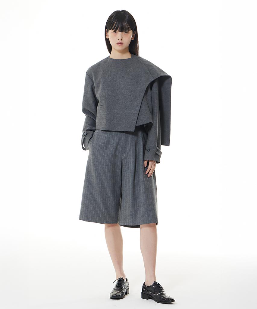 Seutimillon Asymmetrical Pleated Bermuda Shorts