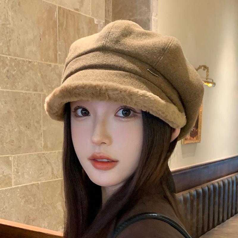 

Панама женская осенне-зимняя новая модная, подчеркивающая миниатюрность, универсальная шляпа-ведро, плюс бархатная теплая защита ушей, восьмиугольная шляпа, трендовая M（56-58cm）